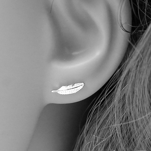 Jewelry - Tiny 925 silver earrings